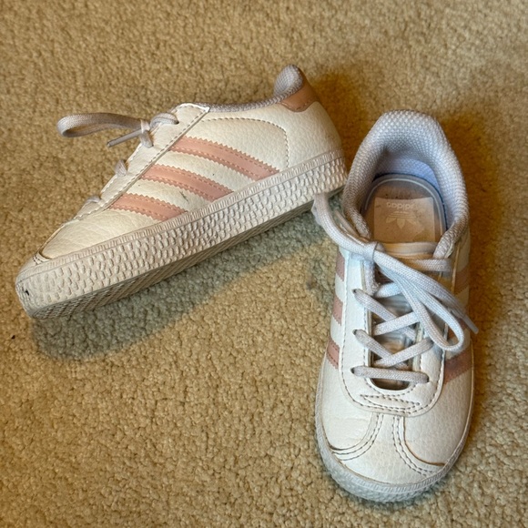 Gazelle Adidas Shoes for toddler - Picture 5 of 7